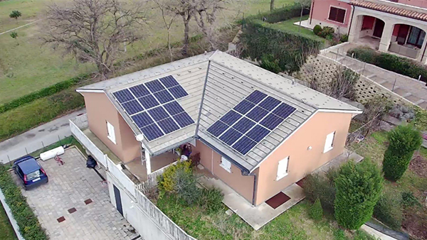 Impianto da 10kw con 15kw di accumulo